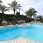 Aparthotel Residhotel Maupassant Cannes