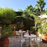 Residhotel Maupassant 3* Cannes