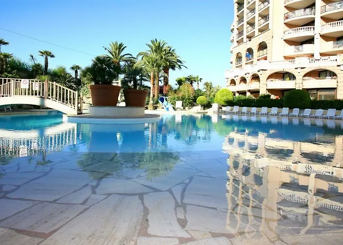 Residhotel Maupassant 3*