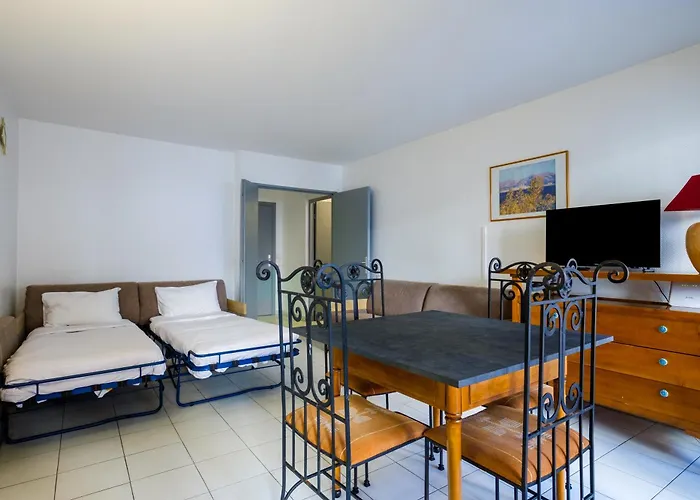 Residhotel Maupassant 3*