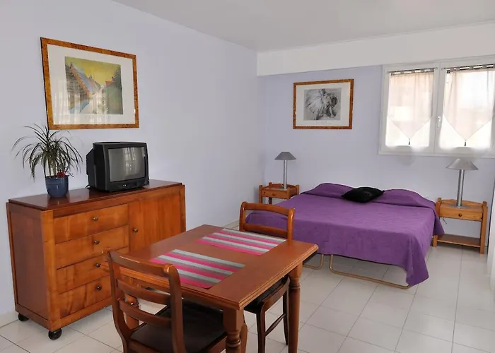 Residhotel Maupassant Appart hôtel 3*