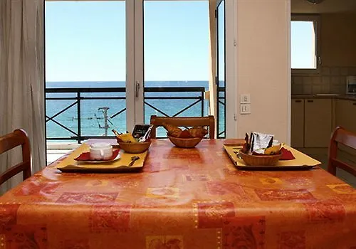 Residhotel Maupassant 3* Cannes