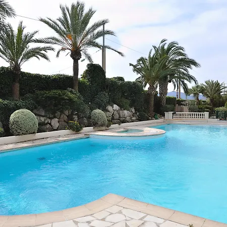 Appart hôtel Residhotel Maupassant Cannes