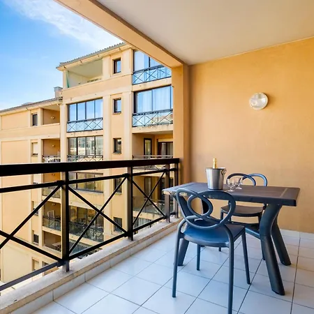 Residhotel Maupassant Aparthotel 3*