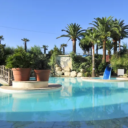 Appart hôtel Residhotel Maupassant Cannes