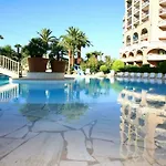 Residhotel Maupassant 3*