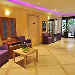 Apartmanhotel Residhotel Maupassant Cannes