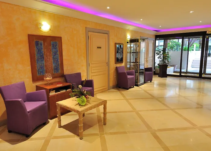 Hotel apartamentowy Residhotel Maupassant Cannes